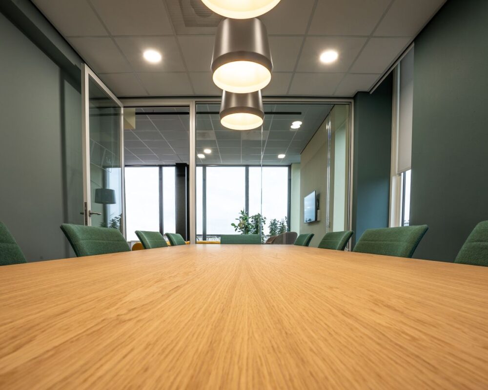 Sala de reunião (imagem de exemplo)